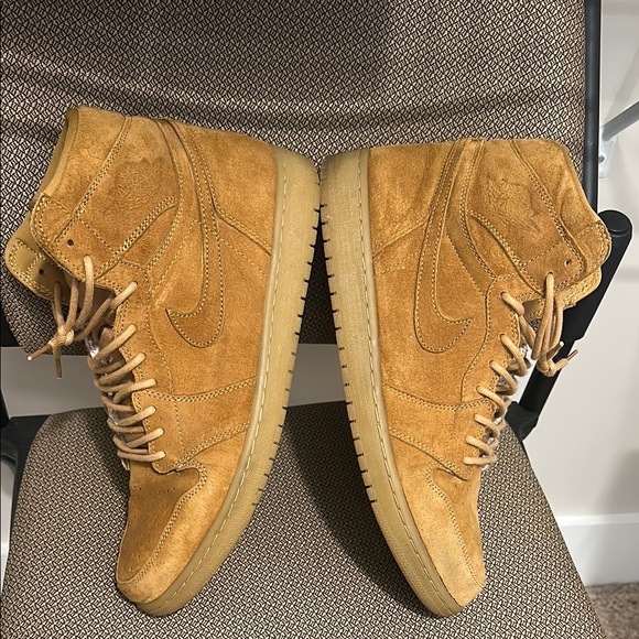 2017 Air Jordan 1 Retro High OG ‘Wheat’ - Picture 7 of 9
